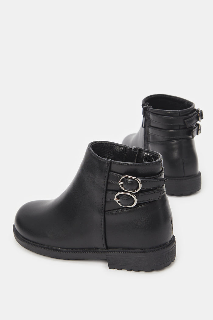 Redtag-Black-Chelsea-Boots-Category:Boots,-Colour:Black,-Deals:New-In,-Filter:Girls-Footwear-(3-to-5-Yrs),-GIR-Boots,-New-In-GIR-FOO,-Non-Sale,-ProductType:Ankle-boots,-Section:Girls-(0-to-14Yrs),-W23B-Girls-3 to 5 Years