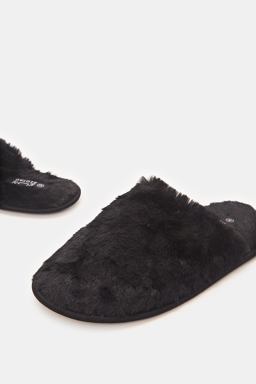 Buy Women Black Closed Toe Slippers 126377989 in Saudi Arabia | REDTAG