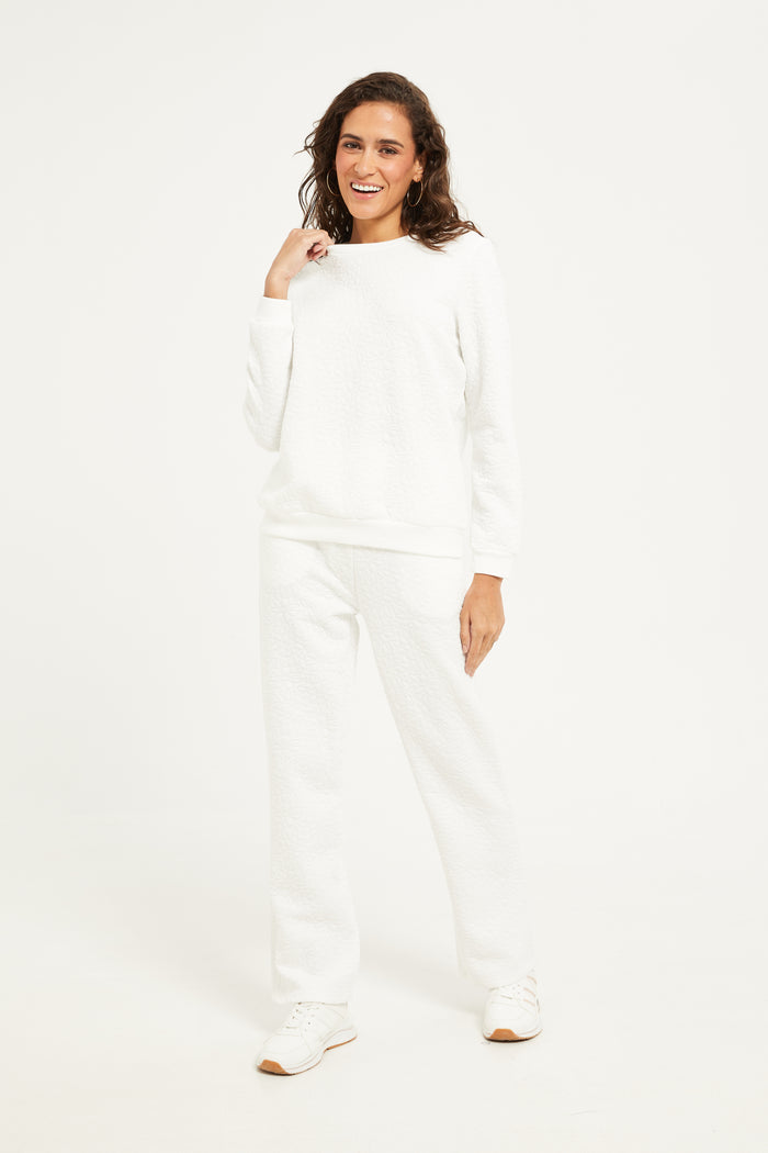 Redtag-White-Crew-Neck-Quilter-Sweatshirt-Category:Sweatshirts,-Colour:White,-Deals:New-In,-Filter:Women's-Clothing,-H1:LWR,-H2:LAD,-H3:SPW,-H4:ASS,-LWRLADSPWASS,-New-In-Women,-Non-Sale,-ProductType:Active-Sweatshirts,-Season:W23B,-Section:Women,-W23B,-Women-Sweatshirts-Women's-