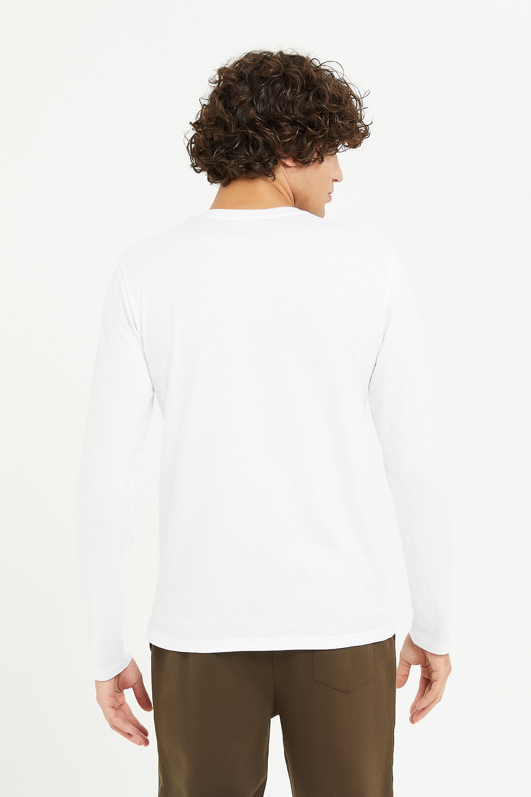 Buy Men White Long Sleeve Henley Shirt 126690609 in Saudi Arabia | REDTAG