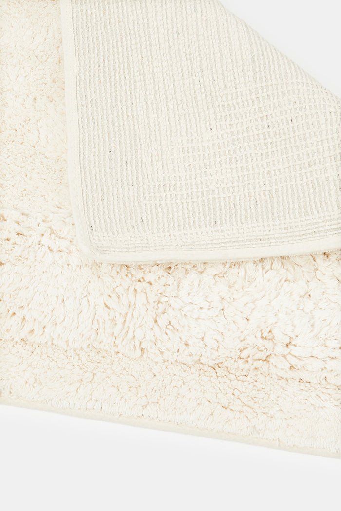 Redtag-Beige-Tufted-High-Pile-Bathmat-Category:Bathmats,-Colour:Beige,-Deals:New-In,-Filter:Home-Bathroom,-H1:HMW,-H2:BAC,-H3:BCE,-H4:BPM,-HMW-BAC-Bath-Accessories,-HMWBACBCEBPM,-New-In-HMW-BAC,-Non-Sale,-ProductType:Bathmat-Singles,-S24A,-Section:Homewares-Home-Bathroom-