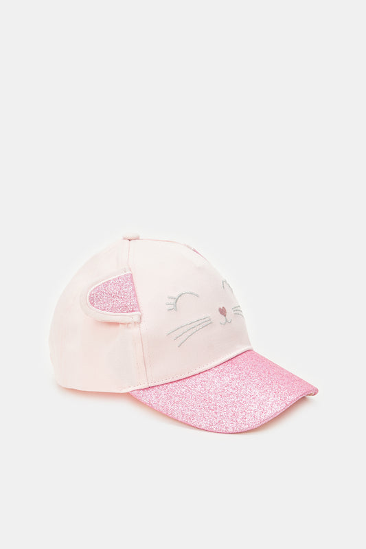 قبعة مزينة باللون الوردي للبنات