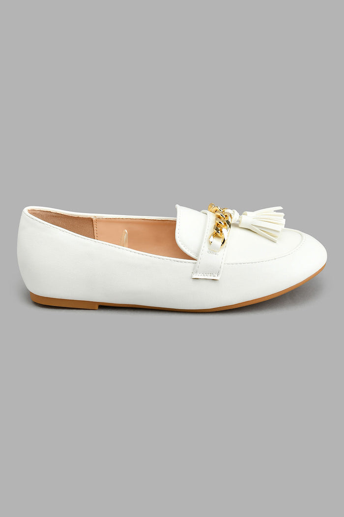 Redtag-White-Chain-Mule-Colour:White,-Filter:Girls-Footwear-(5-to-14-Yrs),-GSR-Casual-Shoes,-New-In,-New-In-GSR-FOO,-Non-Sale,-S22A,-Section:Kidswear-Senior-Girls-5 to 14 Years
