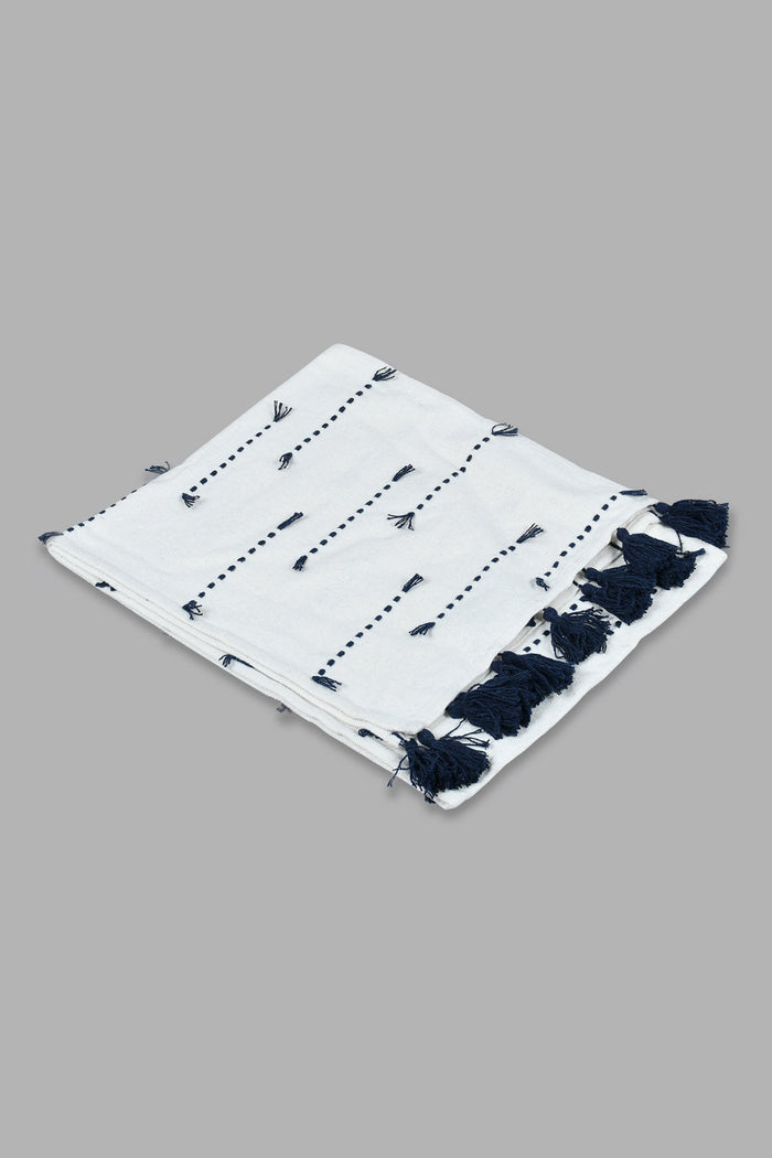 Redtag-White-Table-Runner-Category:Table-Linen,-Colour:White,-Filter:Home-Dining,-HILTON,-HMW-DIN-Kis-Kitchen-Accessories,-New-In,-New-In-HMW-DIN,-Non-Sale,-S22C,-Section:Homewares-Home-Dining-