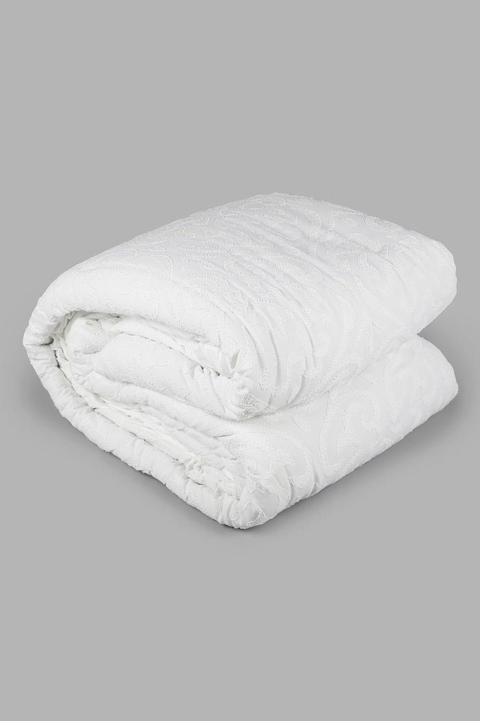 Redtag-Ivory-Jacquard-7-Piece-Comforter-Set-(King-Size)-Category:Comforters,-Colour:Ivory,-Deals:New-In,-Filter:Home-Bedroom,-HMW-BED-Comforters,-New-In-HMW-BED,-Non-Sale,-Section:Homewares,-W22O-Home-Bedroom-