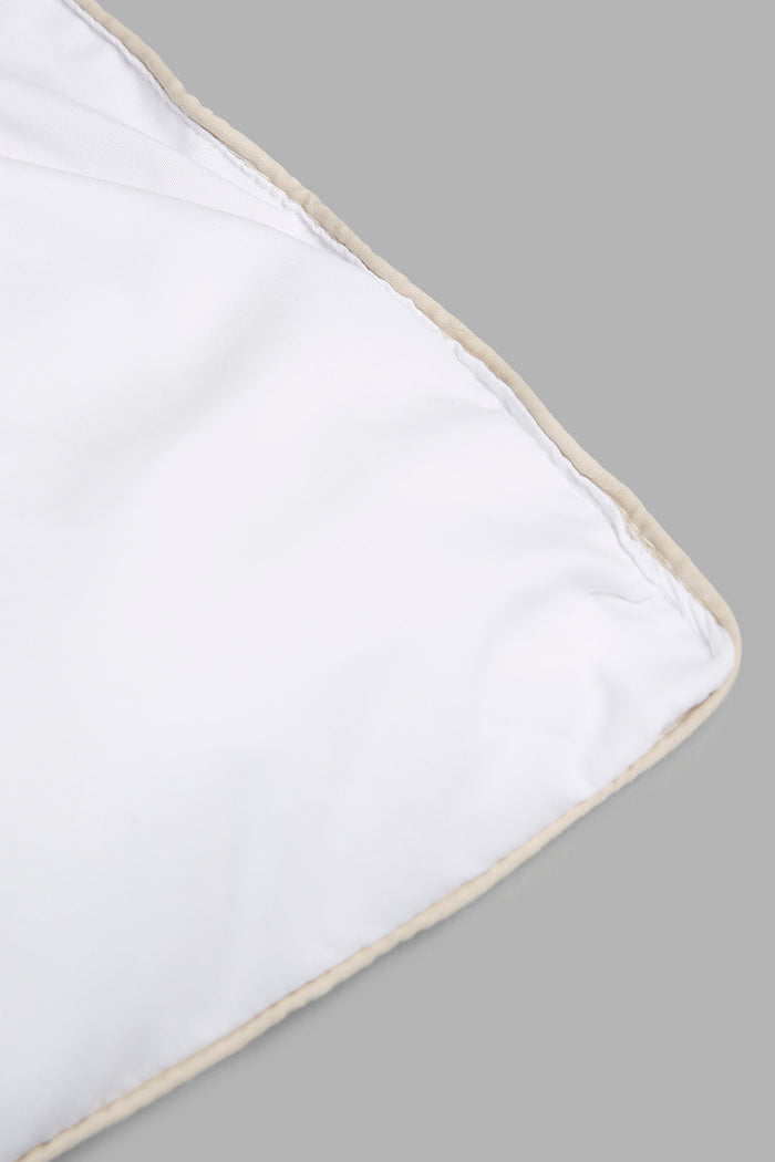 Redtag-White-Duvet-With-Piping-(Single-Size)-365,-Category:Duvets,-Colour:White,-Deals:New-In,-Filter:Home-Bedroom,-HMW-BED-Duvets,-New-In-HMW-BED,-Non-Sale,-Section:Homewares-Home-Bedroom-