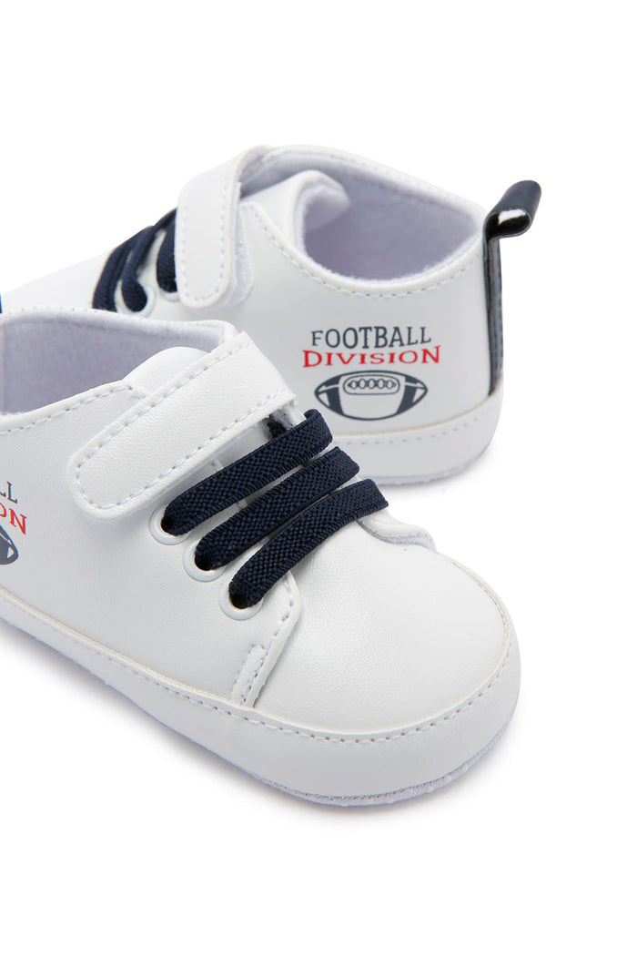 Redtag-White-Pram-Shoe-(Repeat-Style)-Category:Shoes,-Colour:White,-Deals:New-In,-Dept:New-Born,-Filter:Baby-Footwear-(0-to-18-Mths),-NBF-Shoes,-New-In-NBF-FOO,-Non-Sale,-Section:Boys-(0-to-14Yrs),-W22B-Baby-0 to 18 Months