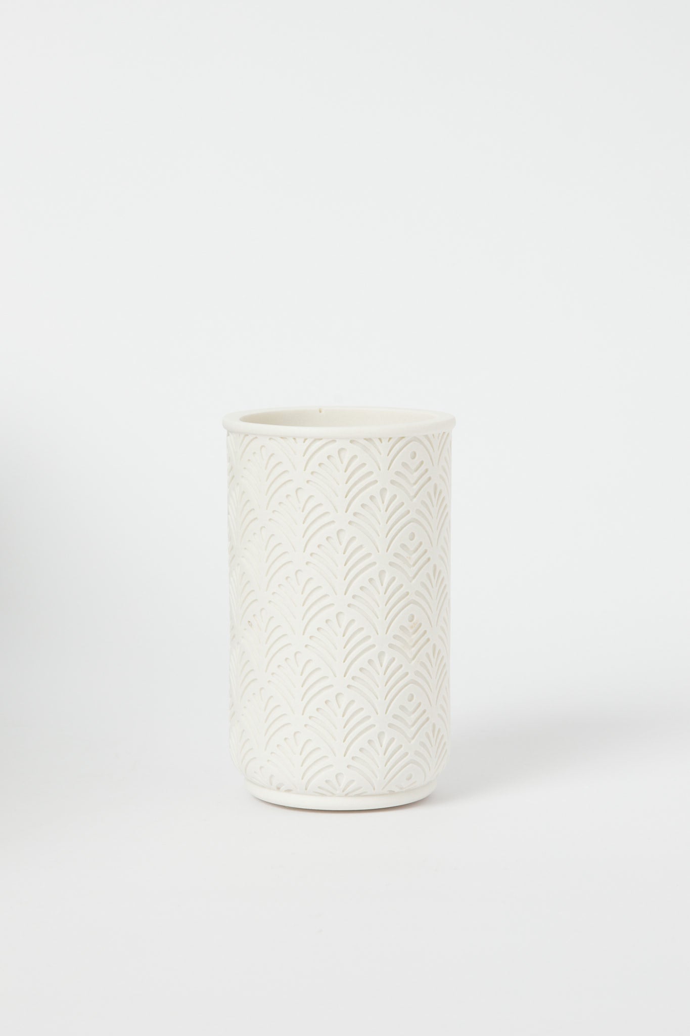 Buy White Textured Tumbler for Home 125044736 in Saudi Arabia | REDTAG